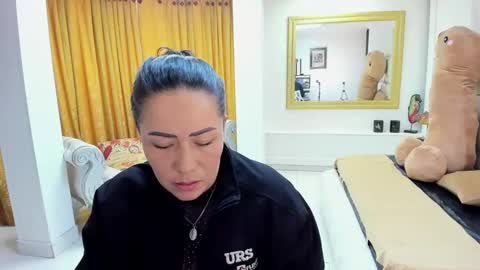 gabriela online show from 10/03/25, 04:15