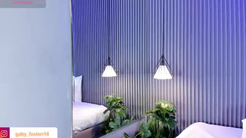 GabyFosterr  online show from 11/04/25, 11:37