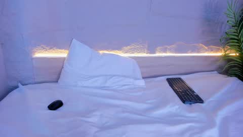 Snapshot of gabyparker_ chatting on 03/06/25, 03:35 Gaby online show from 03/06/25, 03:35
