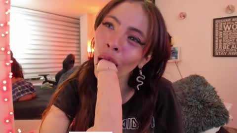 Gabby online show from 10/30/25, 04:25