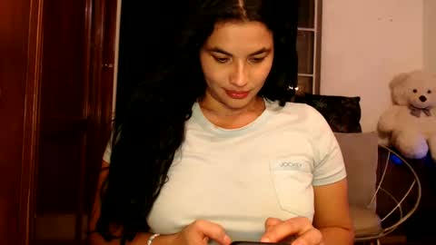 Snapshot of gabysot chatting on 12/10/24, 01:22 gabysot online show from 12/10/24, 01:22