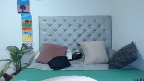 Snapshot of gabysot chatting on 02/19/25, 10:53 gabysot online show from 02/19/25, 10:53