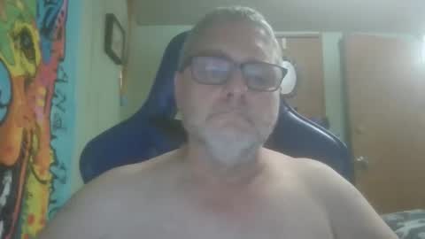 gadude45 online show from 10/28/25, 12:14