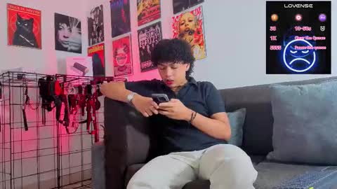 Gael Conner online show from 10/15/25, 01:50