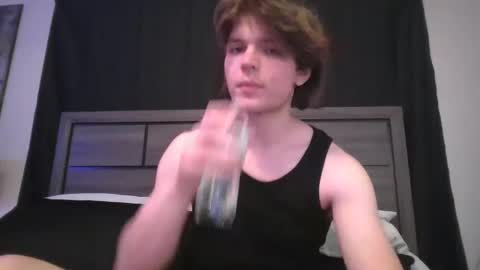 Snapshot of gagemillerx chatting on 09/22/25, 01:18 Gage online show from 09/22/25, 01:18