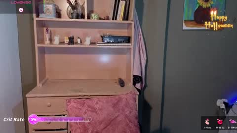 gaia_joness online show from 10/17/25, 01:46