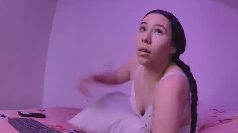 gaia_sweet_ online show from 10/25/25, 01:07