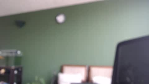 Snapshot of gaitan4 chatting on 09/30/25, 08:36 gaitan4 online show from 09/30/25, 08:36