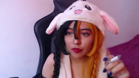 Kate 3 online show from 10/19/25, 07:58