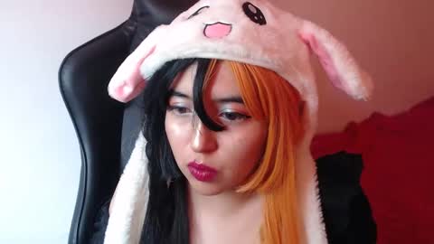 Kate 3 online show from 11/21/25, 08:18