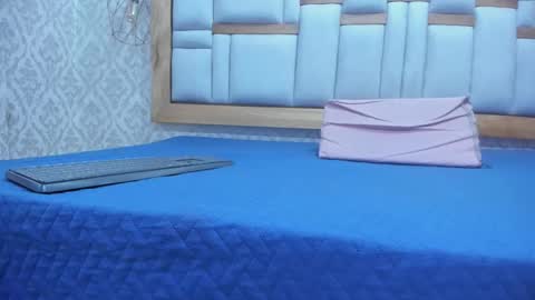 Snapshot of galaanderson chatting on 11/13/25, 11:53 galaanderson online show from 11/13/25, 11:53