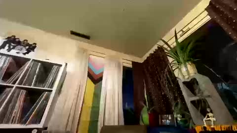 marvin pumpt online show from 10/15/25, 01:50