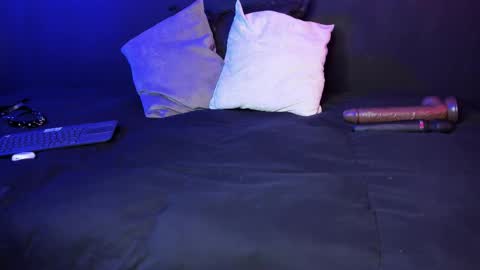  Usagi  online show from 09/12/25, 06:41