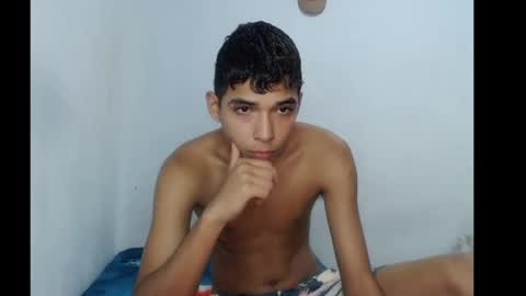 Snapshot of gato_fresa chatting on 10/19/25, 09:54 gato_fresa online show from 10/19/25, 09:54