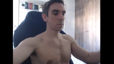 Snapshot of gatosarado23 chatting on 12/01/24, 06:30 gatosarado23 online show from 12/01/24, 06:30