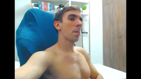Snapshot of gatosarado23 chatting on 02/16/25, 05:15 gatosarado23 online show from 02/16/25, 05:15
