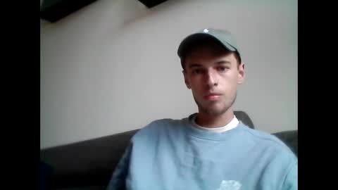 Snapshot of geil123569551 chatting on 09/10/25, 04:29 geil123569551 online show from 09/10/25, 04:29