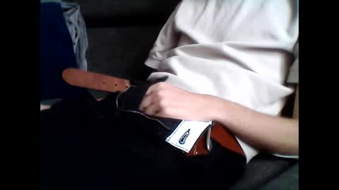 Snapshot of geil123569551 chatting on 10/25/25, 02:02 geil123569551 online show from 10/25/25, 02:02