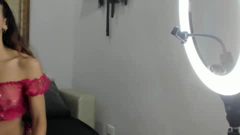 Snapshot of gemaexotic chatting on 11/06/25, 12:17 Gema online show from 11/06/25, 12:17