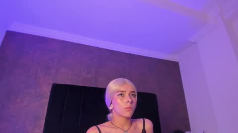 Snapshot of gemarodriguez_ chatting on 03/02/25, 10:38 Gemma online show from 03/02/25, 10:38