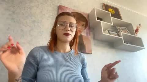 Mila online show from 09/26/25, 06:17