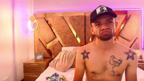  Genessis and David  online show from 11/21/25, 03:49