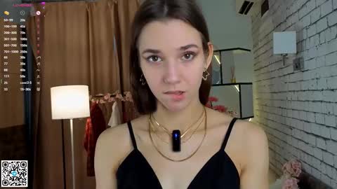 Amely  online show from 10/07/25, 04:20