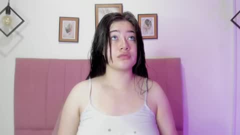 Sofia online show from 09/28/25, 01:00