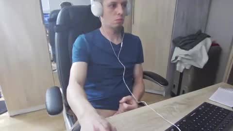 Gentlaman online show from 01/09/25, 03:55