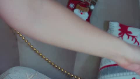 Snapshot of gentlerossi chatting on 12/24/24, 09:44 GentleRossi online show from 12/24/24, 09:44