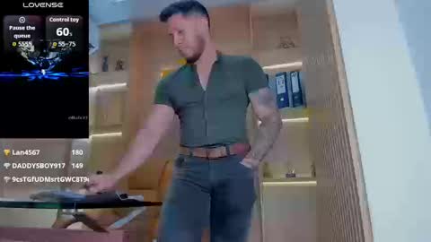 George online show from 09/21/25, 12:12