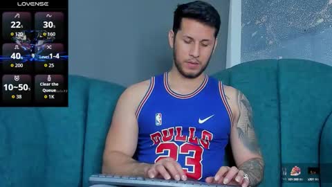 George online show from 10/15/25, 05:18