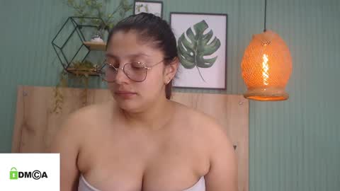 Snapshot of george_jonnes69 chatting on 02/08/25, 01:54 Geo J online show from 02/08/25, 01:54