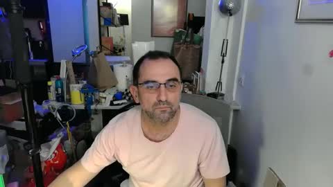 Snapshot of georgempt chatting on 02/18/25, 06:15 georgempt online show from 02/18/25, 06:15