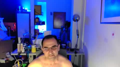 Snapshot of georgempt chatting on 02/23/25, 05:18 georgempt online show from 02/23/25, 05:18