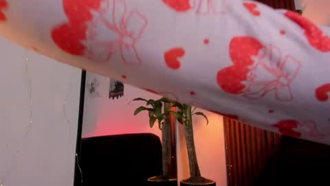 Georgina Caruso online show from 10/17/25, 09:34