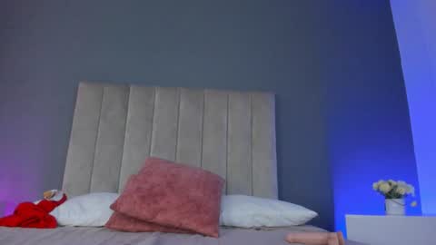 Geraldine Curve  online show from 02/01/25, 06:08