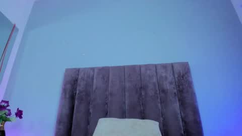 Geraldine Curve  online show from 02/21/25, 04:05