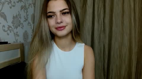 Snapshot of gerda_bloempje chatting on 10/07/25, 10:18 Gerda online show from 10/07/25, 10:18
