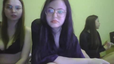 Eva online show from 03/03/25, 10:06