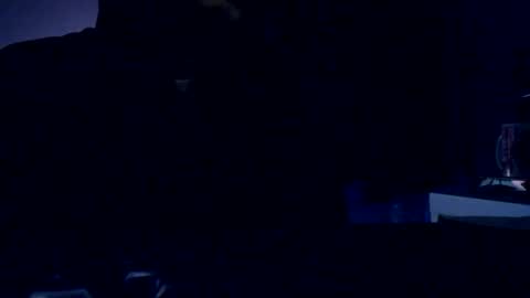 teo online show from 11/07/25, 08:42