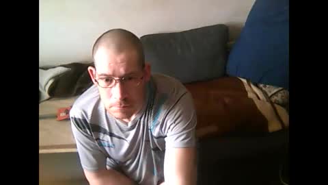 Snapshot of germantslover39 chatting on 01/05/25, 10:43 Alex39 online show from 01/05/25, 10:43