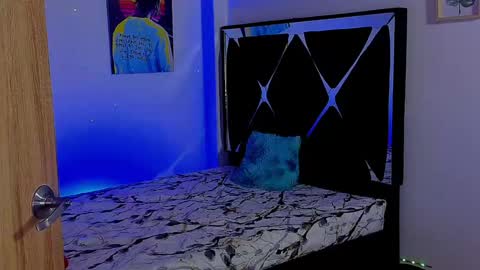 Snapshot of gerobedoya chatting on 10/24/25, 08:38 gerobedoya online show from 10/24/25, 08:38