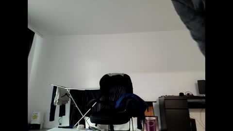Snapshot of gescos chatting on 01/10/25, 07:14 gescos online show from 01/10/25, 07:14