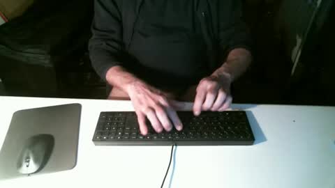 Snapshot of getz62 chatting on 01/10/25, 11:50 getz62 online show from 01/10/25, 11:50