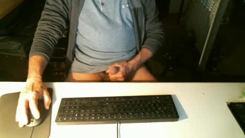 Snapshot of getz62 chatting on 01/25/25, 11:32 getz62 online show from 01/25/25, 11:32