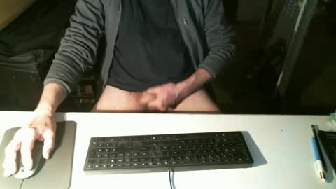 Snapshot of getz62 chatting on 01/27/25, 10:27 getz62 online show from 01/27/25, 10:27