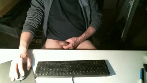 Snapshot of getz62 chatting on 01/28/25, 10:56 getz62 online show from 01/28/25, 10:56