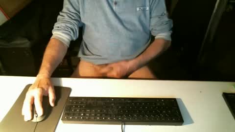 Snapshot of getz62 chatting on 02/01/25, 09:00 getz62 online show from 02/01/25, 09:00