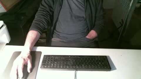 Snapshot of getz62 chatting on 02/12/25, 08:59 getz62 online show from 02/12/25, 08:59